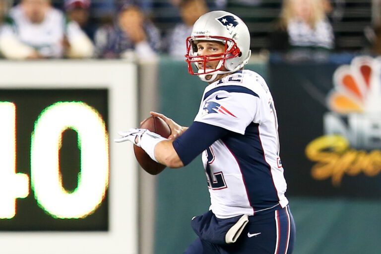 Did Tom Brady Get a Hair Transplant? Our Expert Reveals 8 Did Tom Brady Get a Hair Transplant? Our Expert Reveals