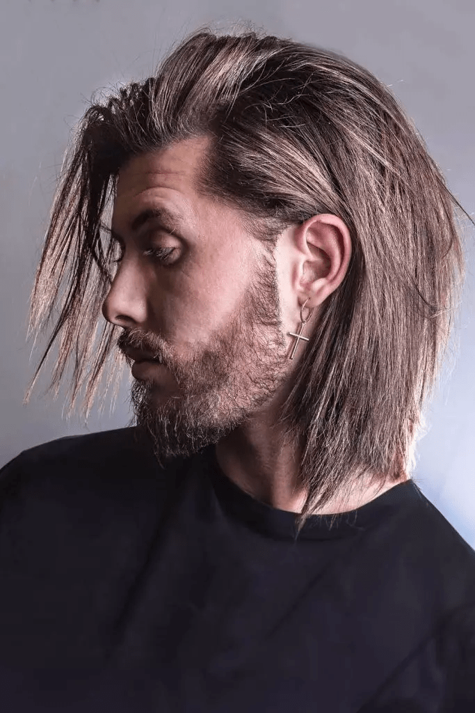 Стрижка flow для прямых волос